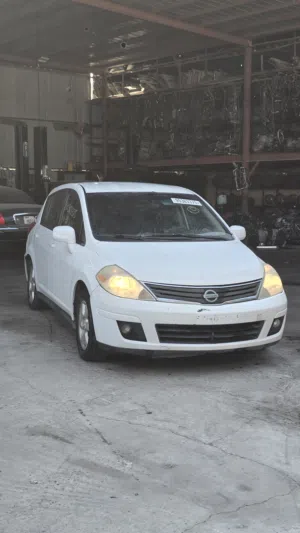 قطع غيار سكراب نيسان فيرسا 2012 هاتشباك صالون Nissan Versa spare parts