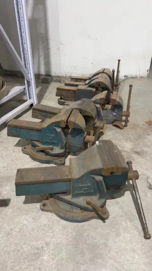 معدات نجاره متنوعة