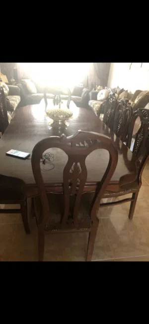 طاولة سفره 8 كراسي