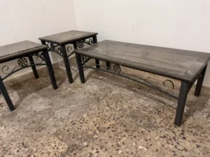 طاولات خارجيه للبيع