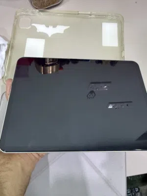 ايباد برو m4 للبيع