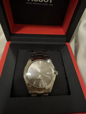 للبيع ساعة ماركة TISSOT السويسرية  قابل للتفاوض 150 دينار  للتواصل على الدردشه فقط