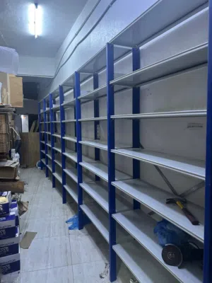 فني صيانة وتركيب المونيوم