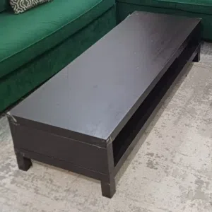 (طاولة تلفاز لون بني )ايكيا