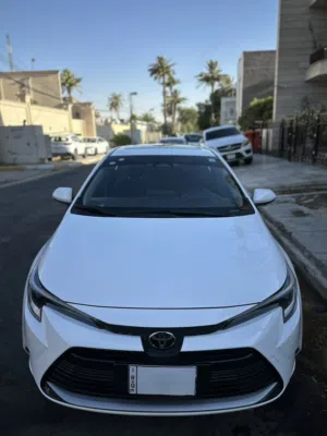 تويوتا كورولا 2025 (هايبرد)