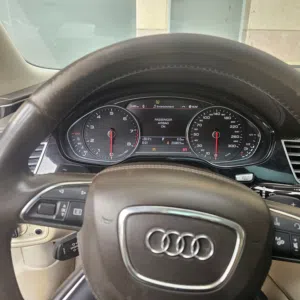 audi a8l 2011