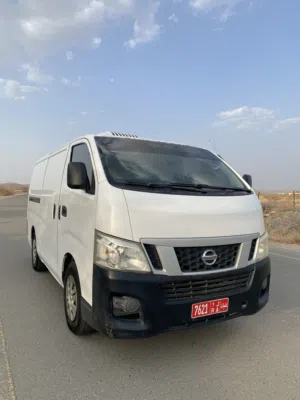 للبيع نيسان 2016 ثلاجه NV350 بشكل عاجل و سعر مغري