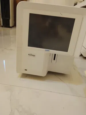 معدات مختبرية مستخدمة للبيع