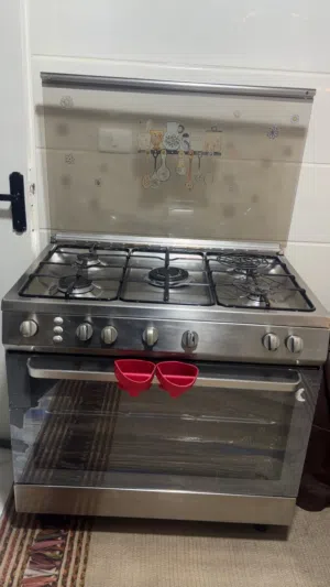 غاز للبيع 5عيون