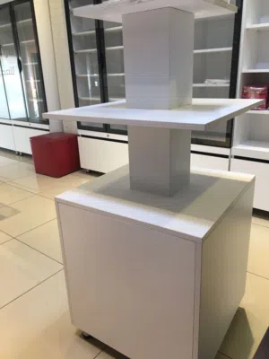 اتات محل اتات نضيف استعمال بسيط لي بي يفتح محل هادا اتات واتي بسعر منظم مكانه شارع جرابة سعر على خاص