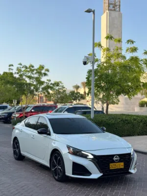 Used Nissan Altima in Muscat