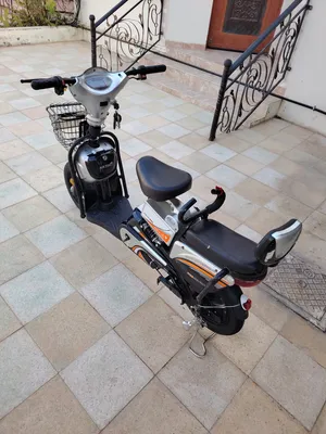 Electric Bicycles . Used0