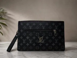 شنط lv للبيع