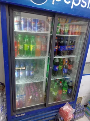 ثلاجه بيبسي للبيع