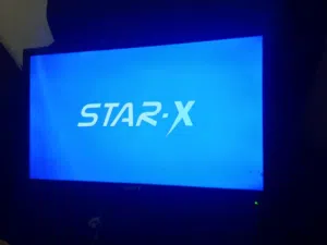 شاشه للبيع 32 بوصه بحاله ممتازه بسعر مغري جدا نوع ستار اكس