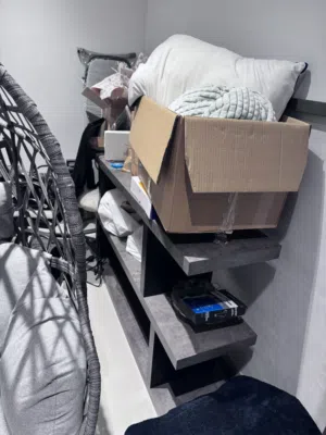 ID Design Mirror Table