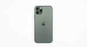 Apple iPhone 11 Pro Max 64 GB in Al Khums