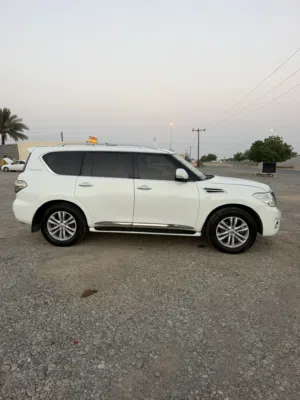 للبيع نيسان بترول بلاتينيوم