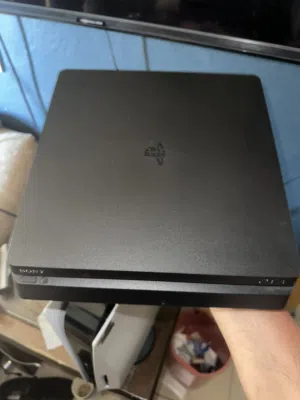 Ps4 for sale it’s in good condition and it has one controller with it  It’s 500 g