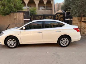نيسان سنترا 2025 ماشيه 6000