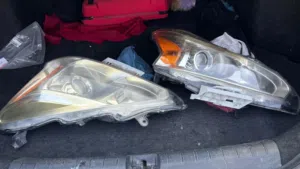 2013 Nissan Altima, Both side stock head lamps