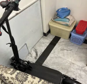 سكوتر كهربائي كروني للبيع( 2024)