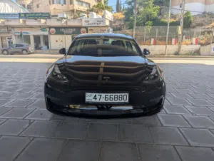تسلا موديل 3 بحاله ممتازه 2021