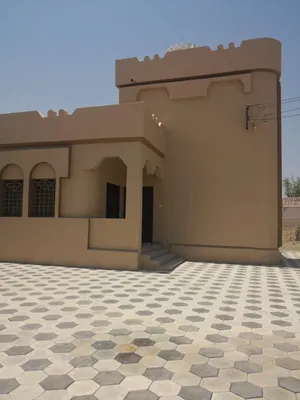 منزل للبيع مجدد بالكامل مع التكييف مؤجر حاليا بعقد شهري 210 ريال عماني