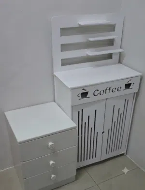 للبيع ركن قهوة (Coffee Corner) مع وحدة أدراج جانبية