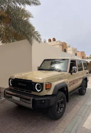 لاند كروزر 76 2025