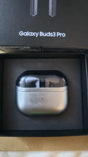 سماعات و ساعة Buds 3 pro  watch 8 Samsung 》السعر نهائي《!?$#
