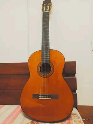 كلاسيك غيتار ياماها c70 للبيع classical guitar Yamaha c70