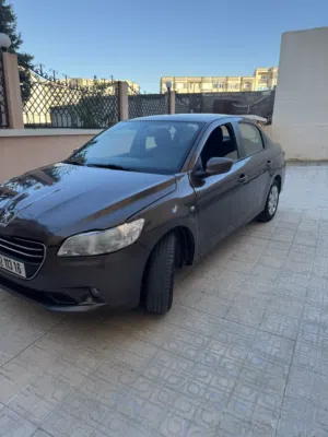 Peugeot 301 1 ère main  négociable