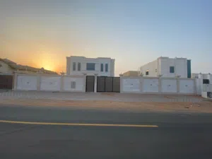 5 Bedrooms . More than 6 bathrooms . 5000 m20