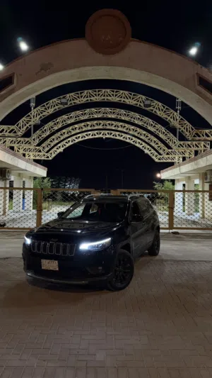 Used Jeep Cherokee in Basra