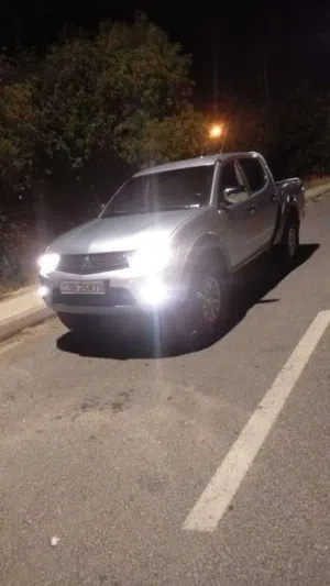 بكم L200 موديل 2009