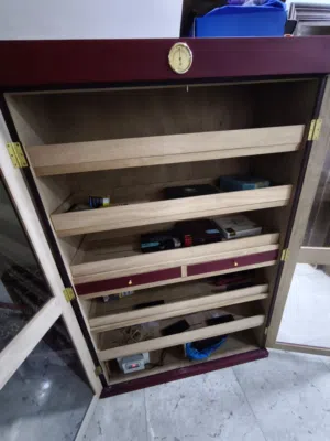 هيوميدور سيكار Cigar humidor