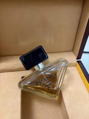 تشكيلة عطور عالمية فاخرة وأصلية 100%