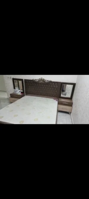 bedroom set king size urgent sale