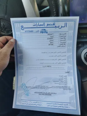 تويوتا بريوس 2011 هايبرد ذهبي مع تمويه كامل وميزات حديثة للبيع ملاحظه: بطاريه نص عمر