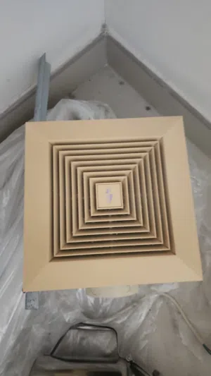 للبيع منقي هواء  (اكزوز فان)