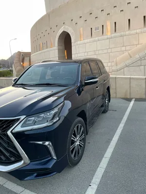 Used Lexus LX in Al Dakhiliya
