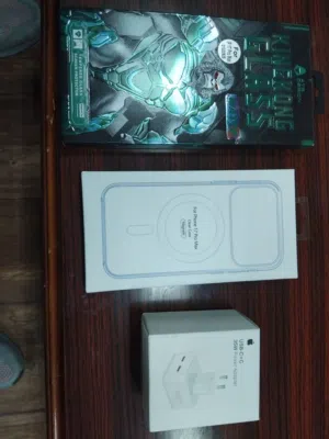 بكج شاحن وباك كفر ولزقة IPhone 17 pro max