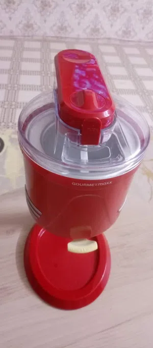 محضرة آيس كريم وازبري