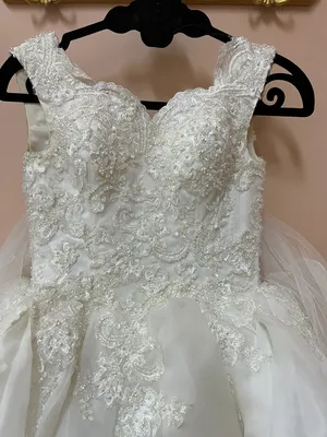 فستان عروس للبيع لايوجد به اي عيوب