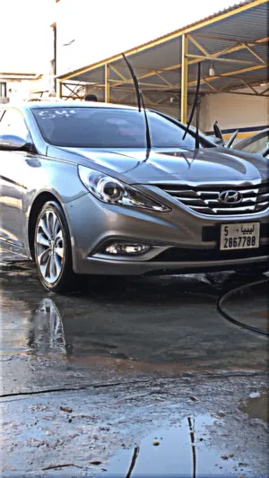 Used Hyundai Sonata in Tripoli