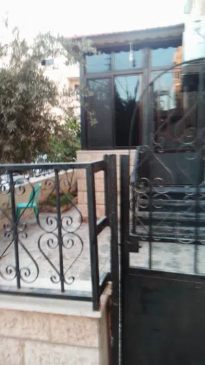 122 m2 3 Bedrooms Apartments for Sale in Amman Daheit Al Aqsa