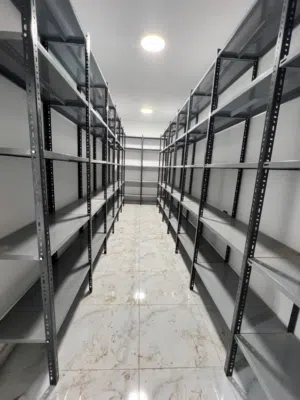 سكفالي لتجهيز المخازن والمحلات التجارية