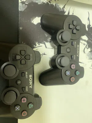 بلستيش  3 حلو مع اشرطه و ألعاب 350 لعبه
