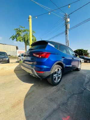 سيات ارونا fr سيارة بحالة الوكالة البيع كاش فقط وبسعر مغري